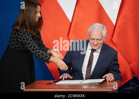 Varsavia, Mazoviano, Polonia. 26 Settembre 2020. I leader della destra unita hanno firmato la Nuova Coalizione Agreement.in la foto: JAROSLAW GOWIN Credit: Hubert Mathis/ZUMA Wire/Alamy Live News Foto Stock