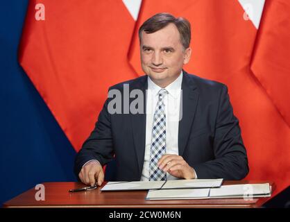 Varsavia, Mazoviano, Polonia. 26 Settembre 2020. I leader della destra unita hanno firmato la Nuova Coalizione Agreement.in la foto: ZBIGNIEW ZIOBRO Credit: Hubert Mathis/ZUMA Wire/Alamy Live News Foto Stock