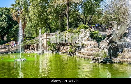 Fontana chiamata Cascada nel Parc de la Ciutadella (Parco della Cittadella). Barcellona, Spagna Foto Stock