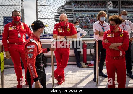 Ilott Callum (gbr), uni-Virtuosi, Dallara F2 2018, ritratto, ambientazione, festeggia il suo podio durante il 10° round del campione FIA di Formula 2 2020 Foto Stock