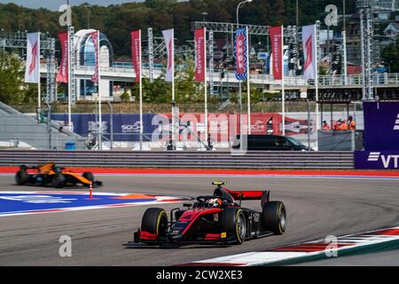 04 Ilott Callum (gbr), uni-Virtuosi, Dallara F2 2018, in azione durante la decima prova del Campionato FIA Formula 2 2020 dal 25 al 27 settembre Foto Stock