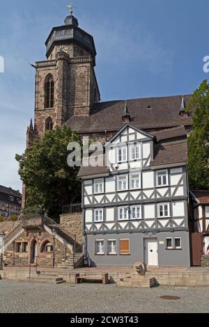 Chiesa di Santa Maria, piazza del mercato, città vecchia, Homberg (Efze), Assia, Germania Foto Stock