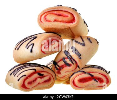 Panini con marmellata di fragole e glassa di cioccolato isolati su sfondo bianco. Foto Stock