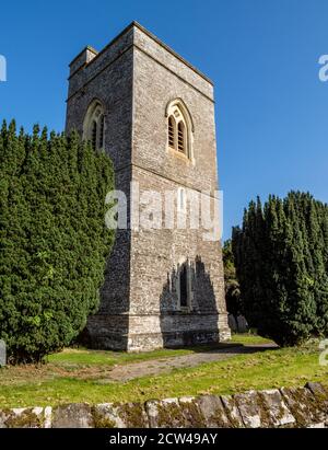 Chiesa di St Gastyn a Llangasty Talyllyn sulle rive del Lago Llangors nelle Black Mountains del Galles del Sud Regno Unito Foto Stock