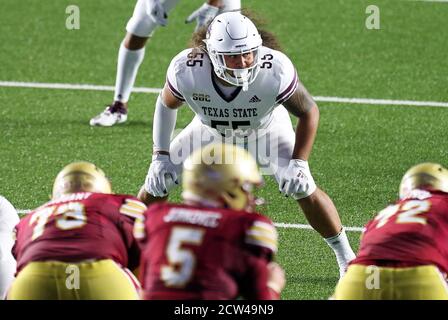 Stadio Alumni. 26 Settembre 2020. MA, USA; Texas state Bobcats linebacker Sione Tupou (55) in azione durante la partita di football NCAA tra Texas state Bobcats e Boston College Eagles all'Alumni Stadium. Anthony Nesmith/CSM/Alamy Live News Foto Stock