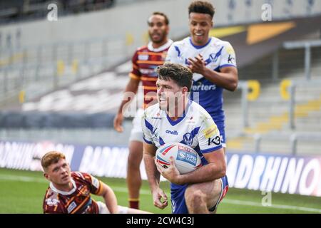 Lachlan Coote (1) di St Helens celebra la sua prova Foto Stock