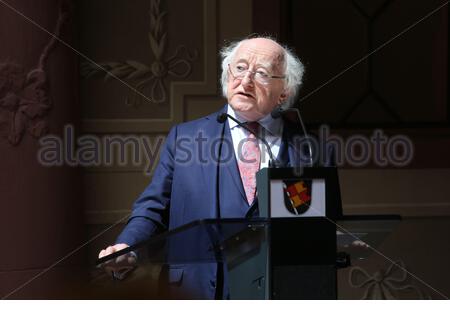 Presidente dell'Irlanda, Michael d.. Higgins ha parlato ad un'udienza a Würzburg durante una visita in Germania come parte di una delegazione irlandese. Foto Stock