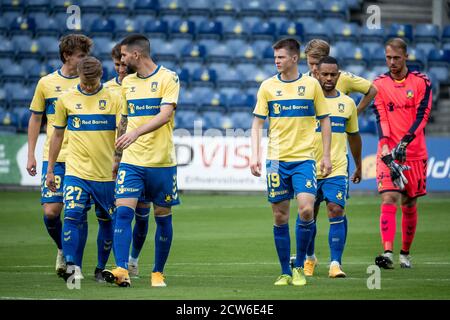 Broendby, Danimarca. 27 Settembre 2020. Broendby SE i giocatori veduto gahtered prima della partita 3F Superliga tra Broendby IF e AC Horsens al Broendby Stadion di Broendby. (Photo Credit: Gonzales Photo/Alamy Live News Foto Stock