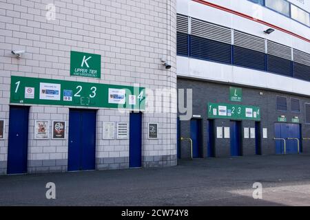 Ingresso ai tornelli all'University of Bolton Stadium nel Lancashire di luglio 2020 Foto Stock