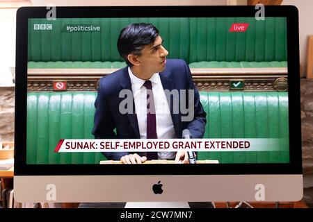 Rishi Sunak Cancelliere dello scacchiere nella Casa di Commons realizzare il piano di economia invernale in TV 24 settembre 2020 A Londra, Inghilterra, Regno Unito Foto Stock