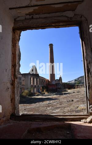 28/09/2020 il depresso stabilimento San Joaquin di Nerja, Malaga, Spagna. Originariamente proprietà del Marchese di Tous, questa fabbrica è stata costruita nel 1884 da un Foto Stock