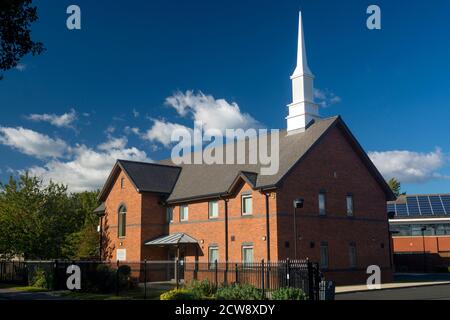 Chiesa di Gesù Cristo dei Santi degli ultimi giorni, Saltisford, Warwick, Warwickshire, Inghilterra, Regno Unito Foto Stock