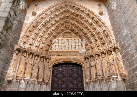 Puerta Lateral de la catedral de Ávila. Castilla León. España Foto Stock