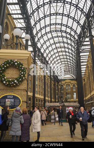 Ingresso alla stazione ferroviaria di London Bridge Foto Stock