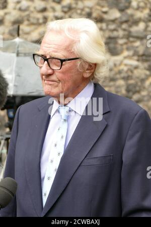 Lord Heseltine arriva a dare interviste ai media, dopo essere tornato al parlamento dopo che la proroga è stata annullata dalla Corte Suprema. 25 settembre 2019. Michael Heseltine, Baron Heseltine (1933), politico e uomo d'affari britannico. Heseltine è stato membro conservatore del Parlamento dal 1966 al 2001, ed è stata una figura di spicco nei governi di Margaret Thatcher e John Major, tra cui il vice primo ministro sotto quest'ultimo. Foto Stock