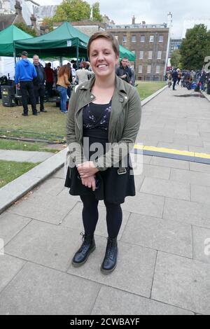 Kirsty Blackman arriva per fare interviste ai media, dopo essere tornato al parlamento dopo che la proroga è stata annullata dalla Corte Suprema. 25 settembre 2019. Kirsty Blackman (nato nel 1986), politico del Partito Nazionale Scozzese, eletto membro del Parlamento di Aberdeen North alle elezioni generali del Regno Unito del 2015. È portavoce dell'SNP sull'economia e vice Westminster leader dell'SNP. Blackman fu rieletto nel 2017 Foto Stock