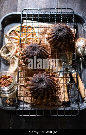 Biscotti al cioccolato d'autunno. Dessert dolce. Cibo sano e drink. Spuntino di Natale. Foto Stock