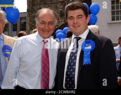 Fotografia di Michael Howard. Michael Howard, Baron Howard di Lympne (1941-) un politico britannico che ha servito come leader del Partito conservatore e leader dell'opposizione da novembre 2003 a dicembre 2005. Foto Stock