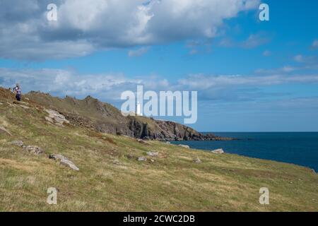 Inizia il faro di Point a Start Bay sul South West Coastal Path nella zona di South Hams di Devon, Regno Unito Foto Stock