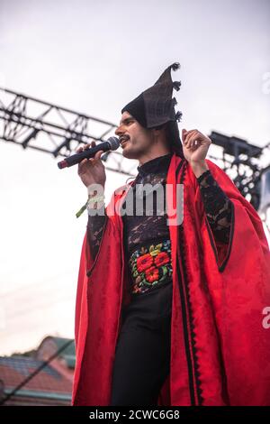 Rodrigo Cuevas si esibisce alla Casa de lAigua (BAM Festival), Barcellona 24 settembre 2020. Fotografo: ALE Espaliat Foto Stock