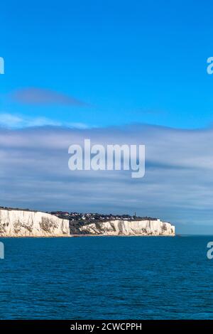 Scogliere bianche lungo la costa di dover, Regno Unito Foto Stock