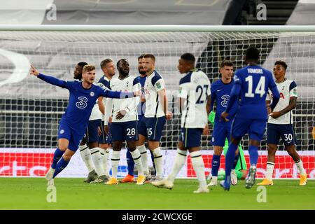 Tottenham Hotspur Stadium, Londra, Regno Unito. 29 Settembre 2020. English Football League Cup, Carabao Cup, Tottenham Hotspur contro Chelsea; Timo Werner di Chelsea festeggia dopo aver toteggiato per 0-1 nel 18 minuti Credit: Action Plus Sports/Alamy Live News Foto Stock