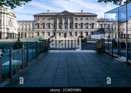 Leinster House, Kildare Street, Dublino, la sede dell'Oireachtas, il parlamento d'Irlanda. Foto Stock