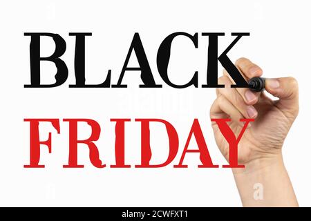 Black Friday. Doodle disegnando su una lavagna bianca, scritta con un marcatore nero e rosso in una mano. Tracciare il testo dello schizzo su una scheda Foto Stock