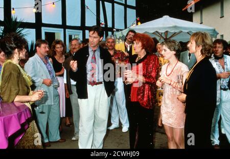 Frosch im Hals, Fernsehfilm, Deutschland 1990, Darsteller: Brigitte Sander, Helmut Zierl, Ingeborg Lapsien, Beate Jensen, Diana Körner Foto Stock