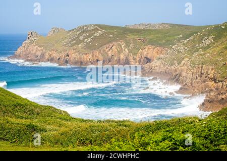 Nanjizal, vicino a Lands End, Cornovaglia, Inghilterra, Regno Unito. Foto Stock