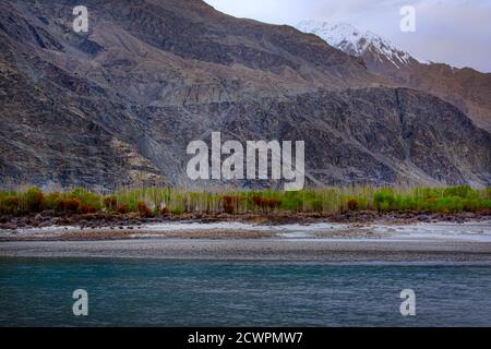 Fotografia di paesaggio nella stagione di primavera nelle zone settentrionali del Pakistan Foto Stock