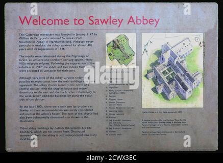 Informazioni per Sawley Abbey, un monastero in rovina di monaci cistercensi nel villaggio di Sawley , Lancashire . E 'stato storicamente situato all'interno del West Riding del confine dello Yorkshire. L'abbazia fu creata come casa figlia dell'abbazia di Newminster. Esisteva dal 1147 al dissolutron nel 1536 ed è stato fondato da William de Percy & Newminster Abbey Monks. L'abbazia non era ricca e alla fine del 1300 vi vivevano solo 2 monaci laici. L'abate e 2 monaci furono giustiziati dal re Enrico VIII per la loro parte nella protesta e rivolta derivanti dai piani per lo scioglimento (pellegrinaggio di Grazia) Foto Stock