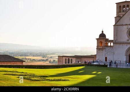 Assisi Basilica di S. Francesco - una splendida chiesa in Italia Foto Stock