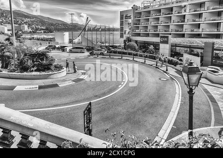 MONTE CARLO, MONACO - AGOSTO 13: Il Fairmont Hairpin o Loews Curve, una delle sezioni più famose del circuito del Gran Premio di Monaco, situato a Mon Foto Stock