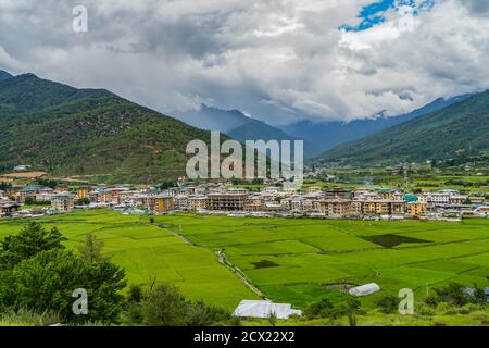 Vista panoramica della città di Paro, Bhutan Foto Stock