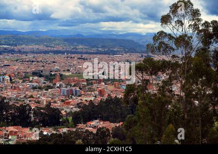Cuenca, Ecuador - Vista panoramica da Mirador de Turi Foto Stock
