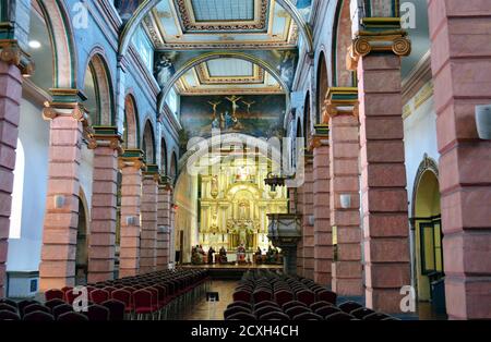 Cuenca, Ecuador - all'interno di Catedral Viejo Foto Stock