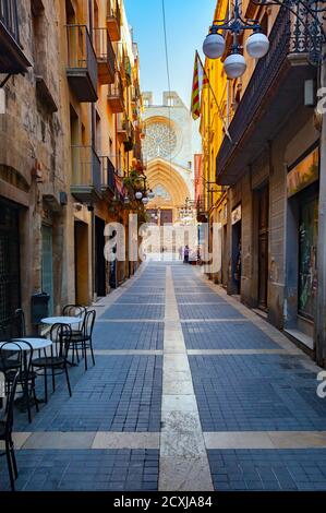 Tarragona, Spagna - Set 20 2020: Città spagnola di Tarragona sulla costa mediterranea Foto Stock