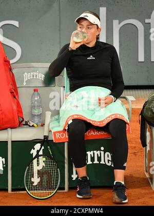 Parigi, Francia. 01 Ottobre 2020. Roland Garros Paris French Open 2020 Day 5 011020 Jelena Ostapenko (LAT) vince la seconda partita Credit: Roger Parker/Alamy Live News Foto Stock
