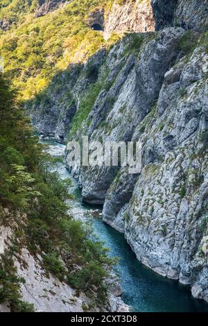 Moraca River Canyon Platije, Motnenegro. Foto Stock