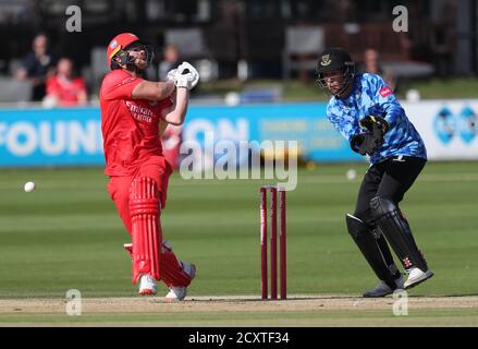 Hove, Regno Unito. 01 Ottobre 2020. Steven Croft del Lancashire è colpito dalla palla durante la partita Vitality Blast T20 tra Sussex Sharks e Lancashire Lightning al 1 ° Central County Ground, Hove Credit: James Boardman/Alamy Live News Foto Stock