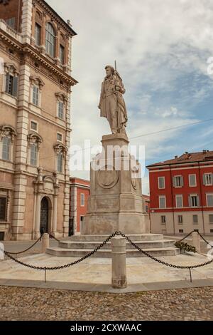 Statua del Ciro Menotti a Modena Foto Stock