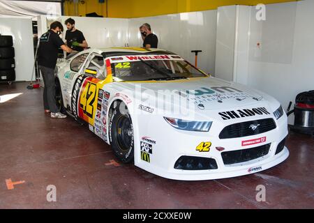 Vallelunga, Roma, 13 settembre 2020. Festa americana di Roma. NASCAR Euro Ford Mustang in scatola con meccanica Foto Stock