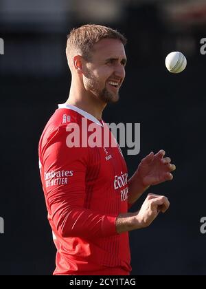 Hove, Regno Unito. 01 Ottobre 2020. Lancashire's Liam Livingstone durante la partita Vitality Blast T20 tra Sussex Sharks e Lancashire Lightning al 1 ° Central County Ground, Hove Credit: James Boardman/Alamy Live News Foto Stock