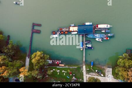 Isola di Luppa sul Danubio vicino Budapest ungheria. Incredibile paesaggio panoramico al mattino. Foto Stock