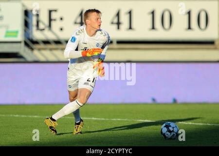 Lyngby, Danimarca. 22 giugno 2020. Portiere Oliver Christensen (27) di Odense Boldklub visto durante la partita 3F Superliga tra Lyngby Boldklub e Odense Boldklub al Lyngby Stadium. (Foto: Gonzales Photo - Rune Mathiesen). Foto Stock