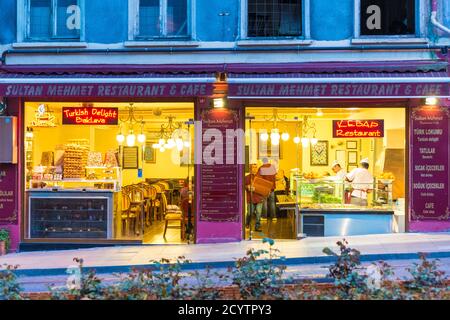 Un ristorante a Istanbul Foto Stock