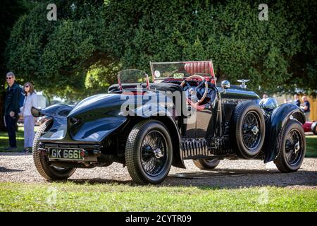 1930 Bentley 4½ litri sovralimentato. Lavori di coachwork di Gurney Nutting , Concours of Elegance 2020, Hampton Court Palace, Londra, Regno Unito Foto Stock