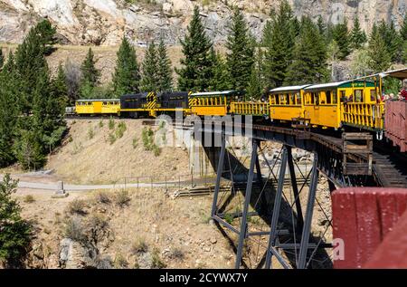 georgetown, Colorado/USA - 10 settembre 2020: Georgetown Loop Railroad trasporta i visitatori su un traliccio ferroviario Foto Stock