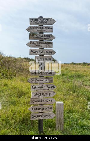 Cartello al villaggio di Løgstør al Limfjord, Danimarca Foto Stock